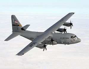 Франция ще купи от САЩ четири военнотранспортни самолета