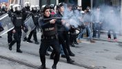 Турската полиция разпръсна със сила масов прокюрдски протест