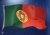 Новото португалско правителство повишава минималната заплата с 5 процента