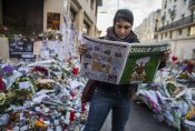 Специален двоен брой на "Шарли ебдо" излиза година след атентата