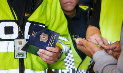 Норвегия удължи с 30 дни контрола по границите с Шенген