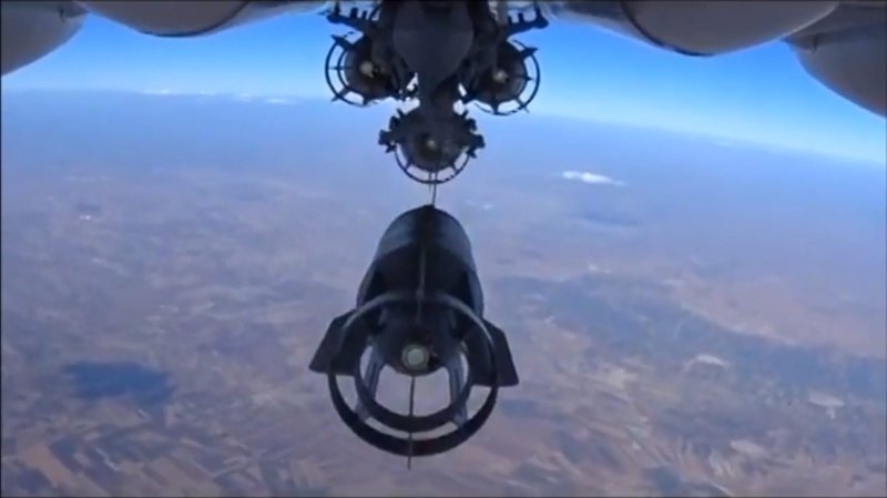 Руските въздушни удари в Сирия са взели над 1000 цивилни жертви за 4 месеца
