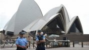 Полицията в Сидни евакуира района около операта