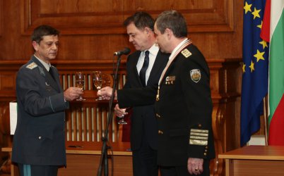 Константин Попов, Николай Ненчев и Румен Николов. 