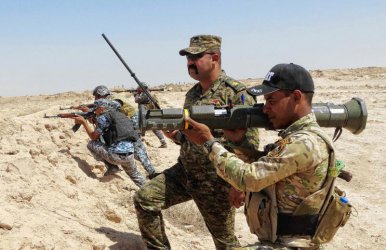 Иракската армия струпва хиляди военнослужещи за операция за връщане на Мосул