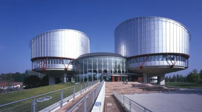 Съдът в Страсбург: Сайтовете не носят винаги отговорност за коментарите на читателите