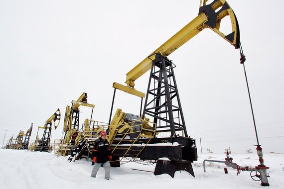 Русия и страни от ОПЕК готови да замразят петролния добив