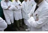 Лекари от болницата в Ловеч протестираха срещу дълговете и преструктурирането й
