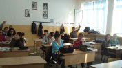 На Кунева се пада да изнесе или издъни училищната реформа