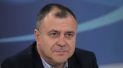 Александър Велев: Забраната за Пеевски и Доган може да е пиар акция