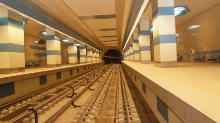 Мъж скочи пред мотриса на метрото в София