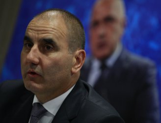 Ветропоказателят "Цветанов"