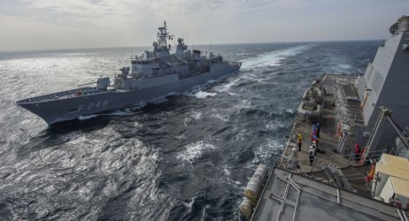 Мисията на НАТО в Егейско море действа вече втора седмица