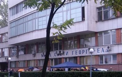 Лекари от болница “Свети Георги“ в Пловдив спасиха паднало от осмия етаж дете