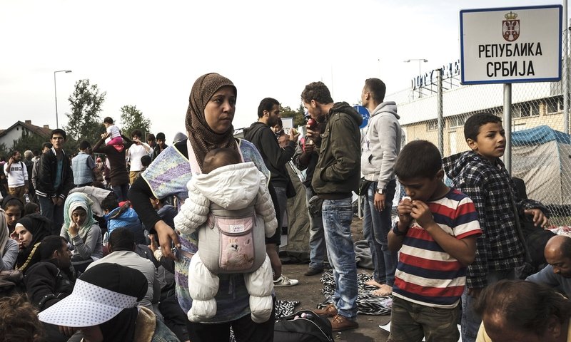 Гърция плаши да блокира решенията на ЕС, ако не получи помощ за бежанците