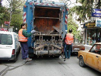 София обявява поръчки за чистене на пет квартала и пътищата в парк "Витоша"