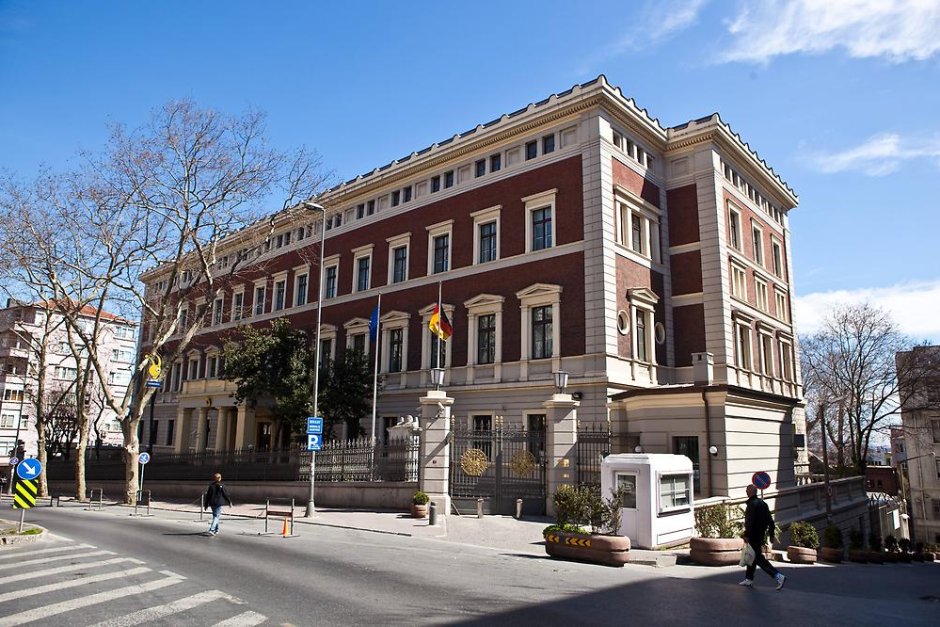 Германското посолство в Анкара и консулството в Истанбул затворени заради терористична заплаха