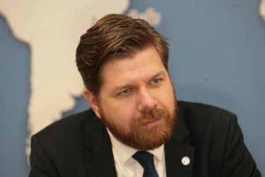 Даниел Кадик: Еврофондовете за България да бъдат спрени, ако не спазва правилата