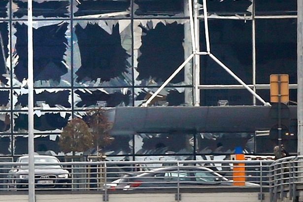Летището "Завентем" след терористичната атака. 