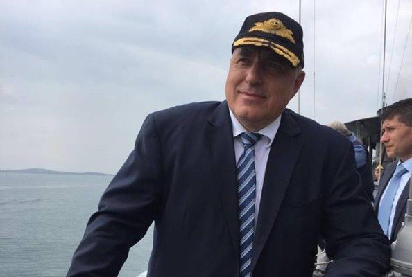 Борисов се тагна и от гранично учение с фрегата "Дръзки"