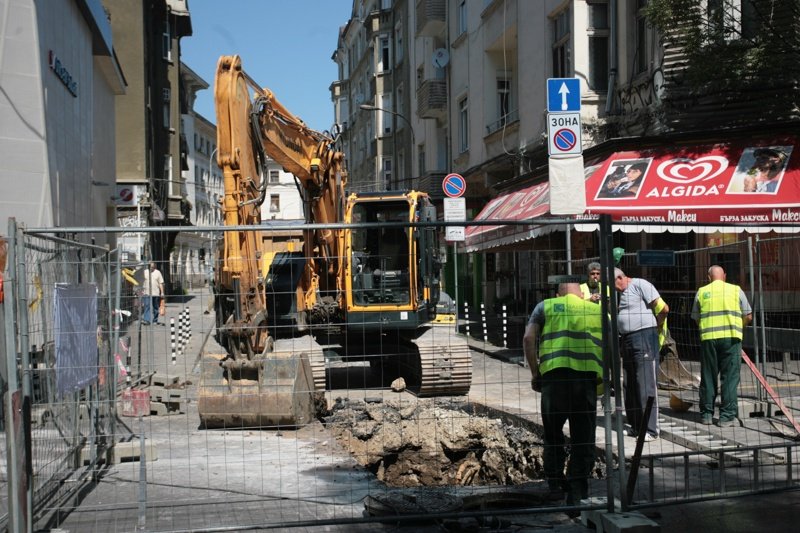 Заради строежа на метрото крайните квартални улички ще бъдат ремонтирани, сн. БГНЕС