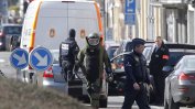 Поне 22-ма терористи, свързани с ударите в Брюксел и Париж, са на свобода