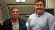 Британски пътник си направил снимка с похитителя на египетския самолет
