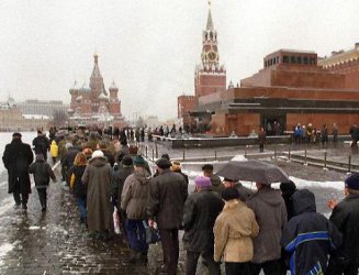 Ленин е толкова млад