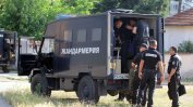 Полицейска операция затвори входовете и изходите на Враца и Мездра