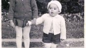 Борисов честити 1 юни със своя детска снимка