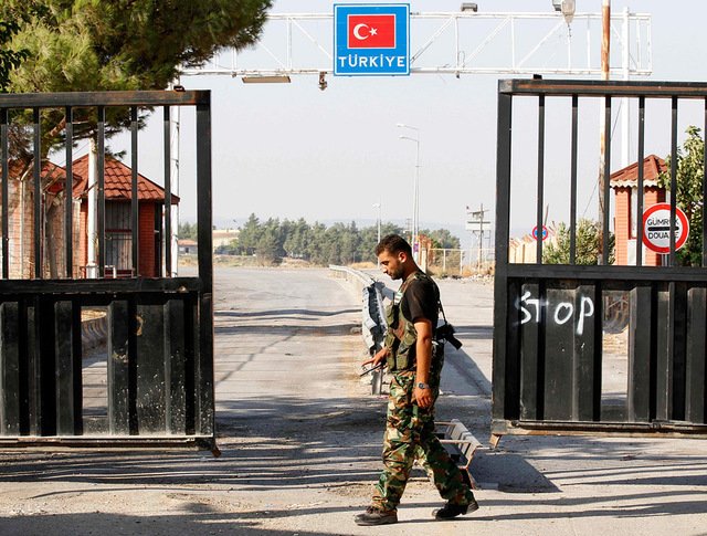 Турция възстанови редица правомощия на военните