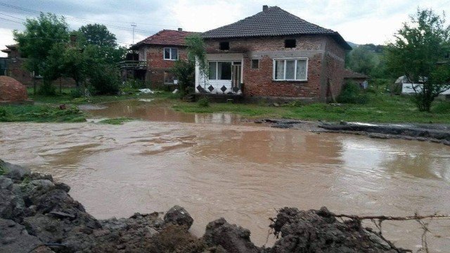 Наводненията в Карловско. Снимка: бТВ