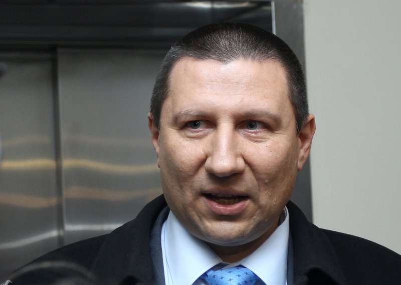 Сарафов се извини на служителката на ГДБОП и тя се отказа да го съди