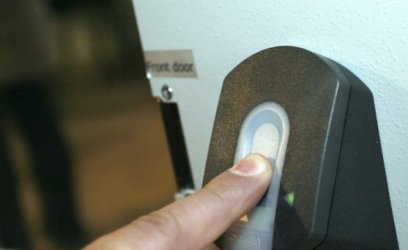Експерти на НЗОК ще следят в болниците за конфликти при чекирането с пръст
