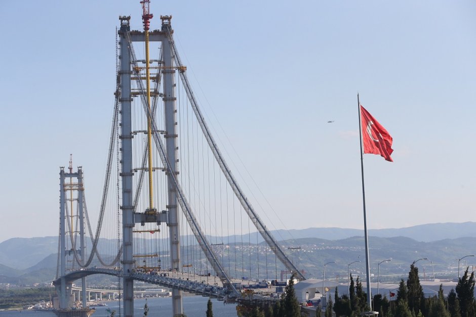Новият мост "Осман Гази"