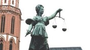 Съдът в Страсбург: Критиката на граждани към държавни служители не е клевета