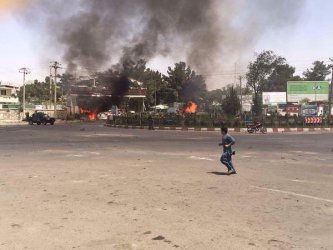 Най малко 61 убити и над 200 ранени при атентат в Кабул