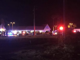 Двама убити и 16 ранени при стрелба в нощен клуб във Флорида