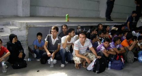 За 3 седмици Сърбия е задържала близо 2300 мигранти, идващи от България