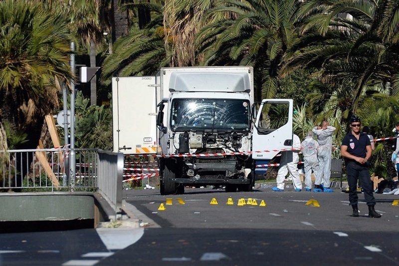 Френските власти арестуваха мъж във връзка с атентата в Ница