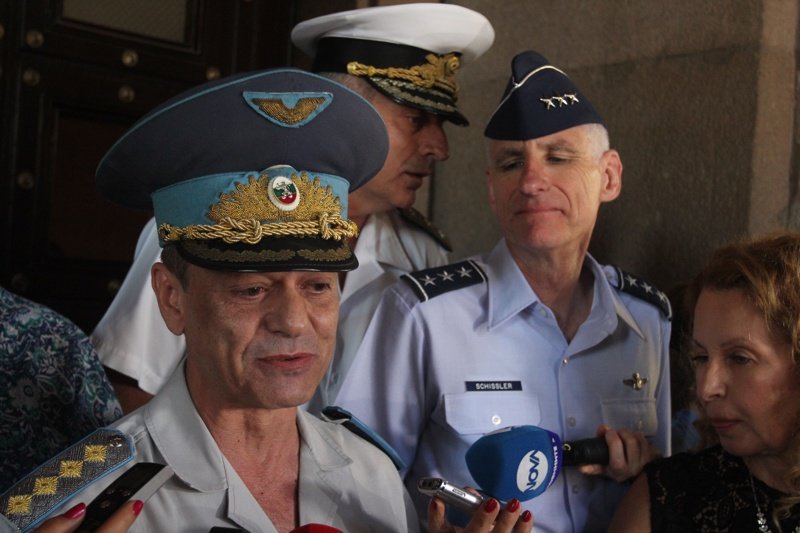 Генерал Попов и Шислер сред срещата при Борисов, сн. БГНЕС