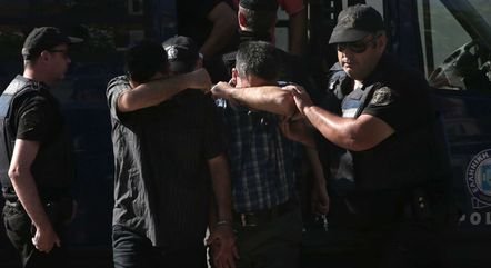 Гръцки съд отказа убежище на трима турски военни