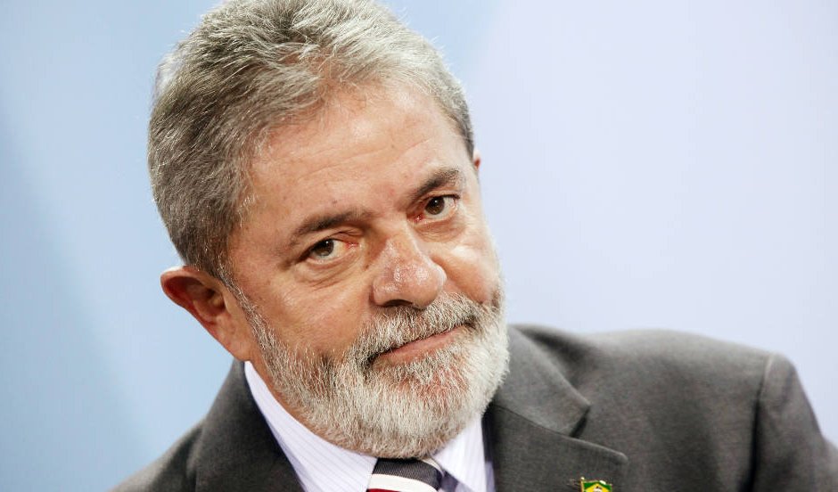 И бившият президент на Бразилия обвинен в корупция
