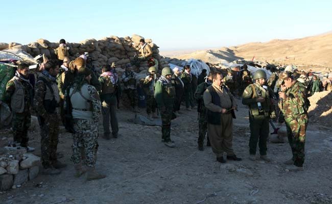 Бойци от силите пешмерга на иракските кюрди