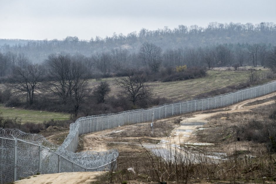 Oградата по границата с Турция като бездънна яма: Глътна още 20 млн. лева
