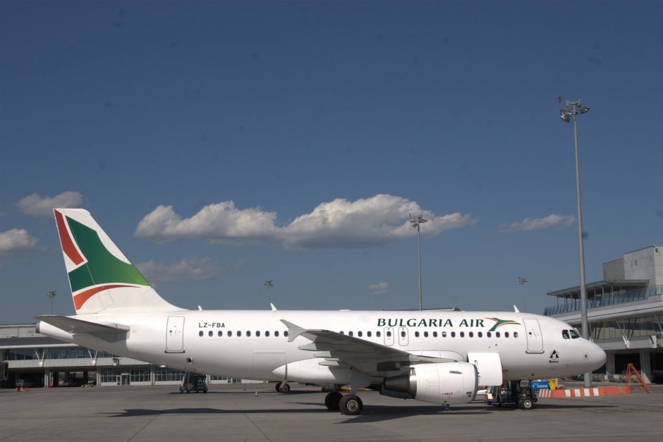 Самолет на "България еър" аварира във Франкфурт