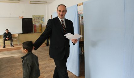 Атанас Семов, сн: БГНЕС
