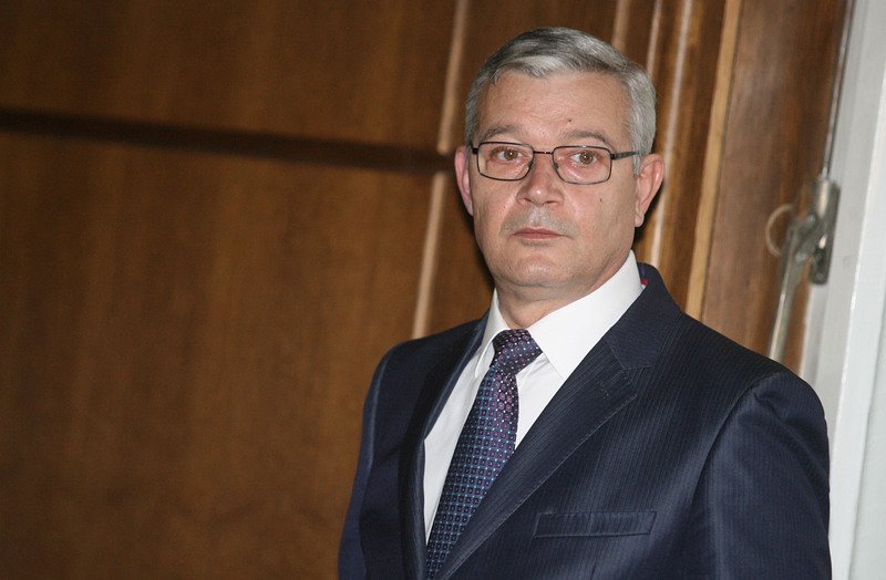 Обвиняемият за КТБ Цветан Гунев съди НС и прокуратурата