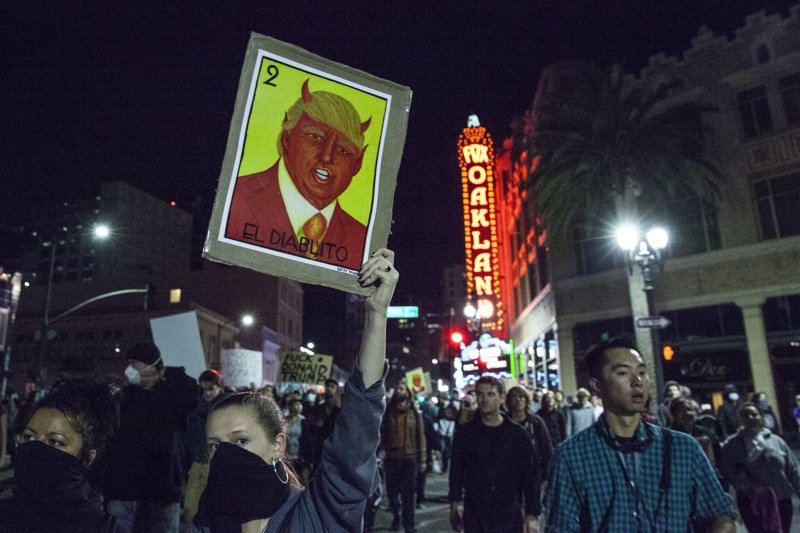 Протестите срещу Тръмп продължиха в Ню Йорк, Лос Анджелис и Филаделфия