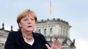 Меркел предупреди за възможна намеса на Москва в парламентарните избори